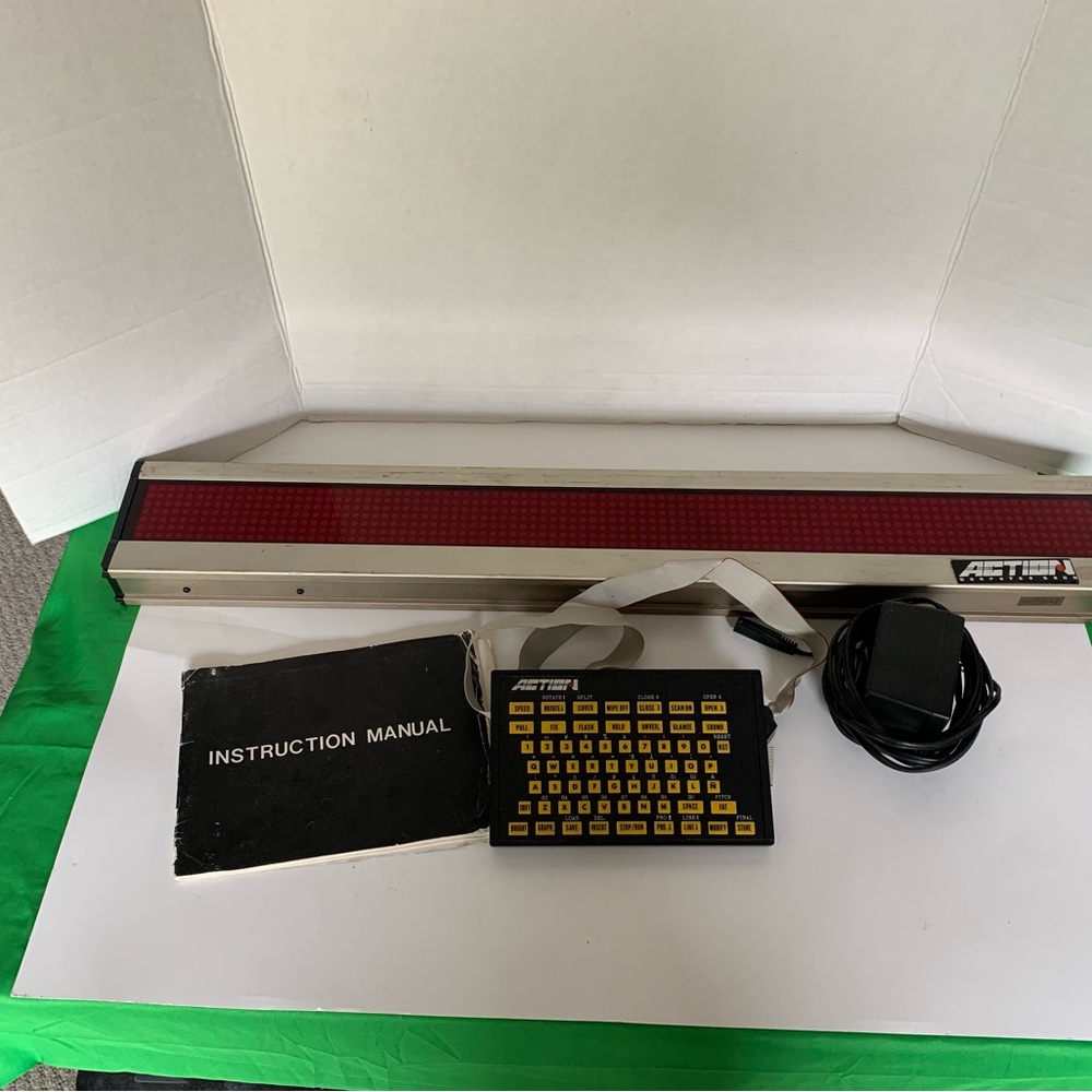 Vintage Action Programmable Red Dot LED Sign Panel With Keyboard ACS30